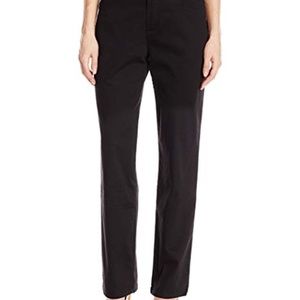 LEE Women's Relaxed Fit All Day Straight Leg Pant,